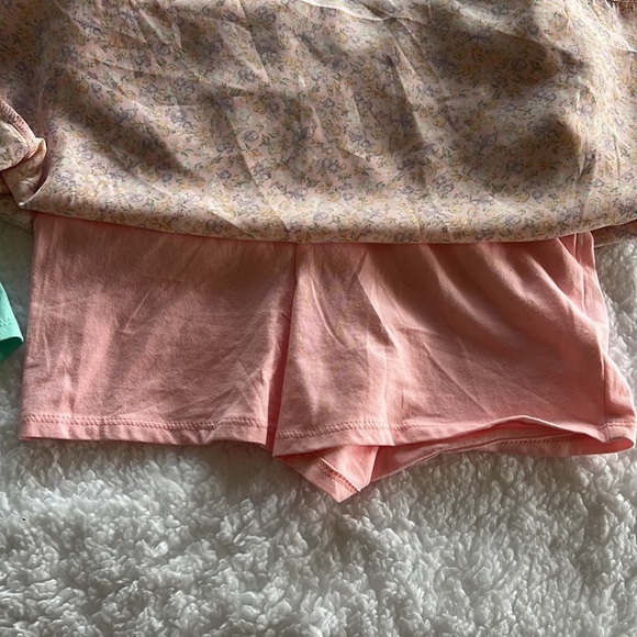 New! Girls 3pcs skirt/skort floral set - Picture 3 of 5